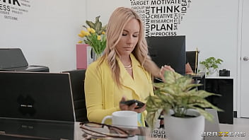 Ricky Johnson Caught Bunny Taking Uber-sexy Selfies at the Office, Suggested to Help & Porks Her - BRAZZERS