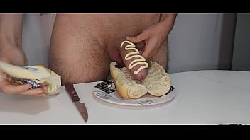 Food porno #1 - Sandwich,  ruining all with my salami