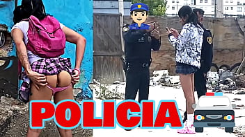 Me encontraba grabando movies para mis plataformas y de pronto llega la POLICIA, literal me detuvieron CON LOS CALZONÉ_S ABAJO! Muestra los ví_deos!