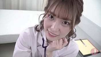 Too gorgeous woman doctor, Akari Mitani