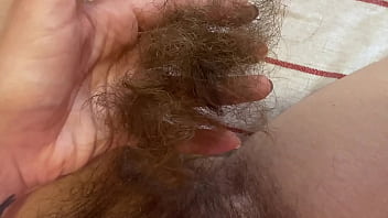 TRIMMING MY Supah Lengthy Snatch HAIR CLOSEUP