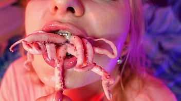 Bizarre FOOD FETISH octopus tonguing flick (Arya Grander)