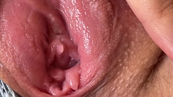 Close-up moist saucy puss spreading, teenager super-bitch prepped to screw