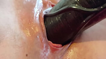 Close-up Gigantic Spunk-pump Fake penis