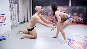 Dan Ferrari Keeps His Streak Alive, Facefucks and Nails Lily Lane Right On The Mat